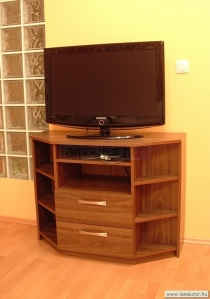 Tv-s szekrény